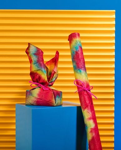  LUSH - Giấy gói quà Red 