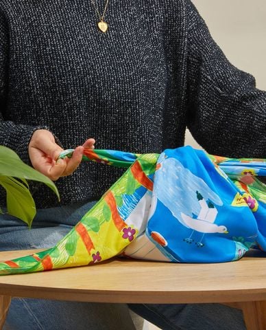  LUSH - Khăn vải Pisces 