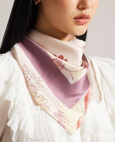  TED BAKER - Khăn choàng nữ phom vuông Frillia 