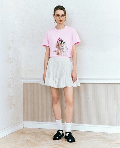  URBAN REVIVO - Áo thu nữ cổ tròn tay ngắn in hình nổi bật 