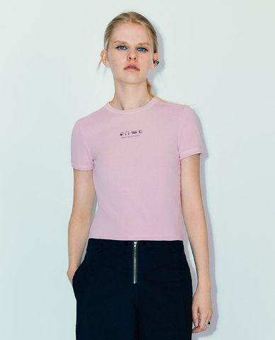  URBAN REVIVO - Áo thun nữ cổ tròn tay ngắn hiện đại 