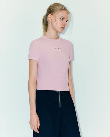  URBAN REVIVO - Áo thun nữ cổ tròn tay ngắn hiện đại 