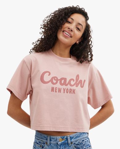  COACH - Áo croptop nữ cổ tròn tay ngắn phối logo Cursive Signature 