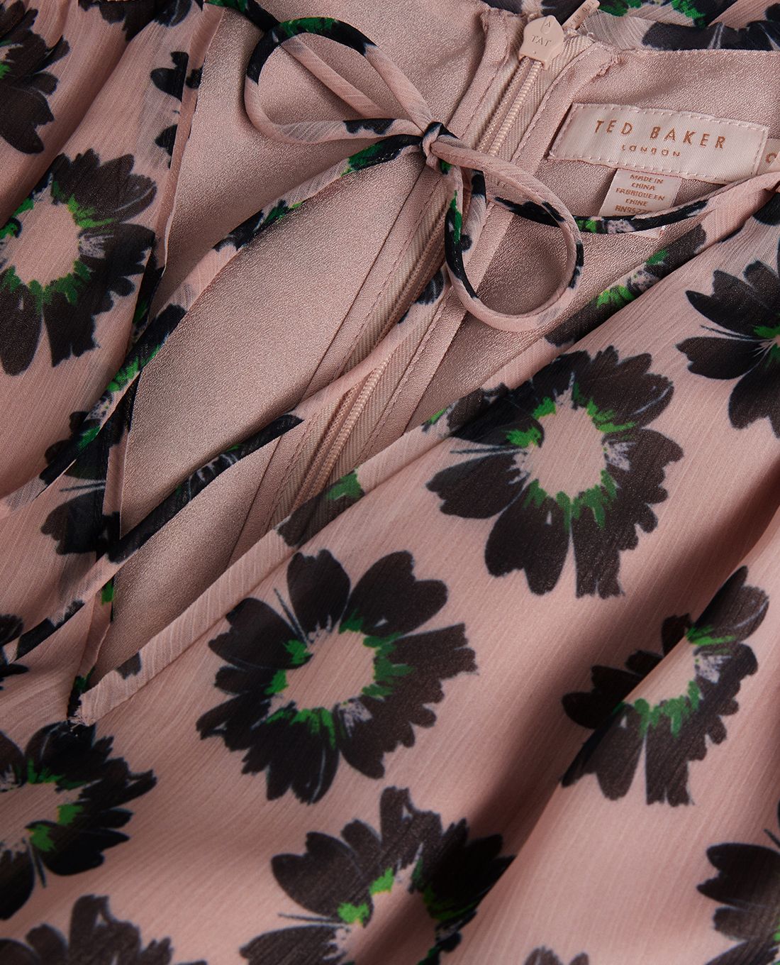 TED BAKER m x p li mini c V tay ng n Lucieey