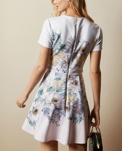  TED BAKER - Đầm mini họa tiết hoa Haylinn 