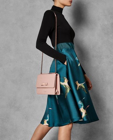  TED BAKER - Túi đeo chéo nữ da nắp gập phối nơ Joanaa 