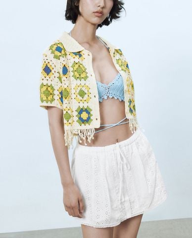  URBAN REVIVO - Áo khoác cardigan nữ dệt kim cổ bẻ tay ngắn 