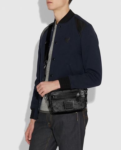  COACH - Túi đeo chéo nam Academy Signature Canvas 