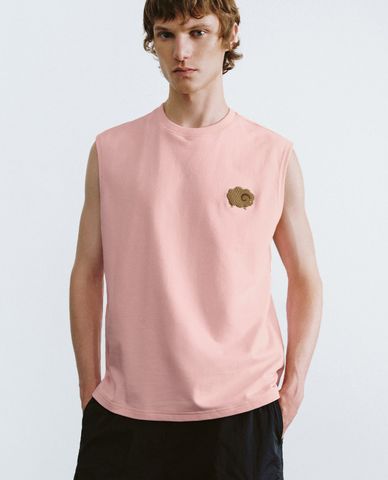  URBAN REVIVO - Áo ba lỗ nam cổ tròn phom suông Embroidered 