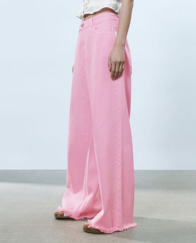  URBAN REVIVO - Quần jeans nữ ống rộng cá tính 