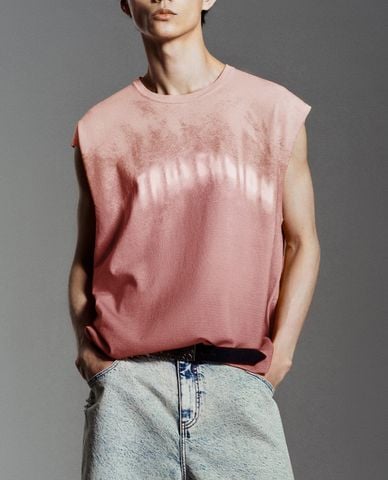  URBAN REVIVO - Áo sát nách nam cổ tròn hiện đại 