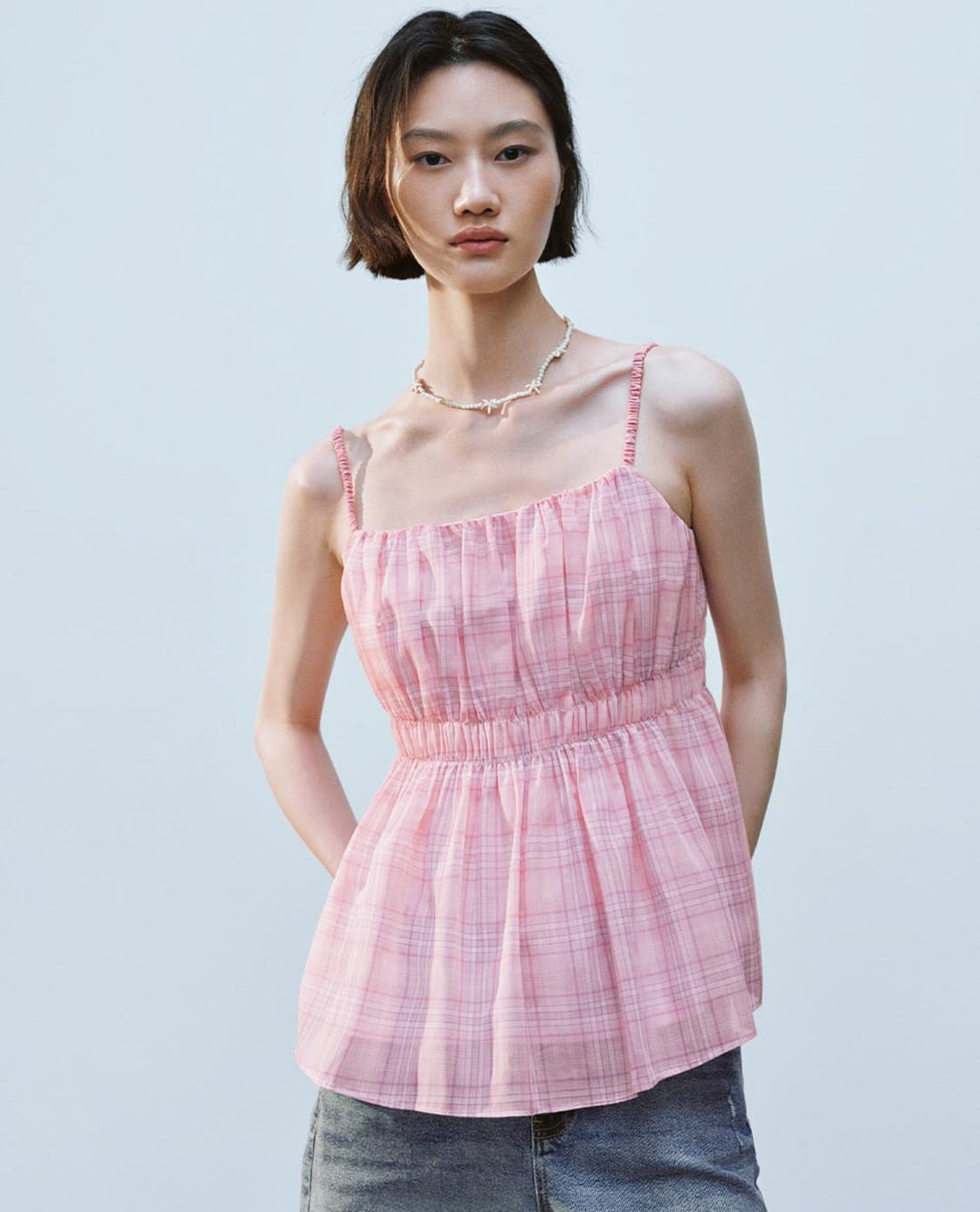 URBAN REVIVO - Áo hai dây nữ kẻ sọc nhún eo