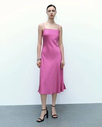  URBAN REVIVO - Đầm hai dây midi Square-cut A-Line 