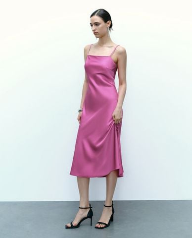  URBAN REVIVO - Đầm hai dây midi Square-cut A-Line 