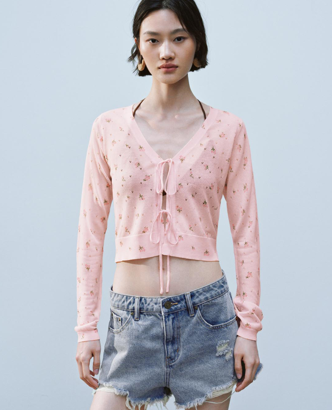 URBAN REVIVO - Áo khoác cardigan nữ Floral Knitted