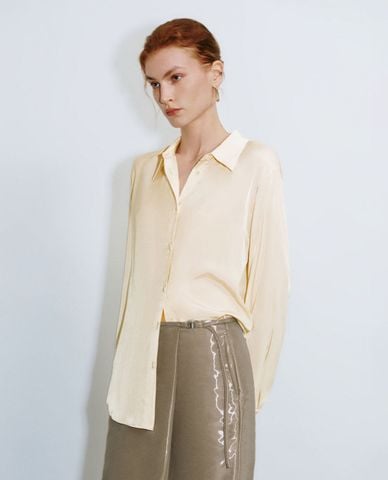  URBAN REVIVO - Áo sơ mi nữ cổ bẻ tay dài Straight Button Down 