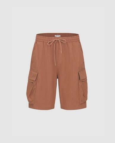  URBAN REVIVO - Quần short nam ngang gối phối dây rút 