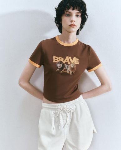  URBAN REVIVO - Áo croptop nữ cổ tròn tay ngắn phối viền 