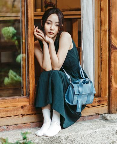  Marhen.J - Túi đeo vai chữ nhật nắp gập Rona 