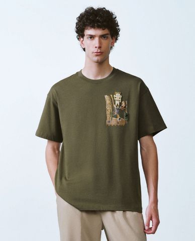  URBAN REVIVO - Áo thun nam cổ tròn tay ngắn Printed Loose 