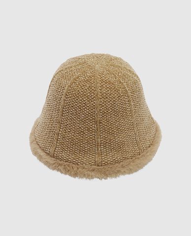  URBAN REVIVO - Nón bucket nữ đan móc trẻ trung Furry 