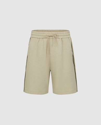  URBAN REVIVO - Quần short nam ngang gối lưng thun 