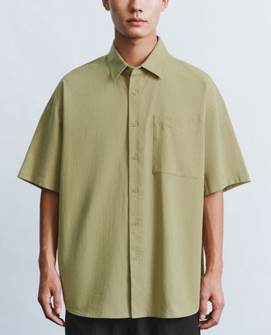  URBAN REVIVO - Áo sơ mi nam cổ bẻ tay ngắn trẻ trung Button Up Loose 