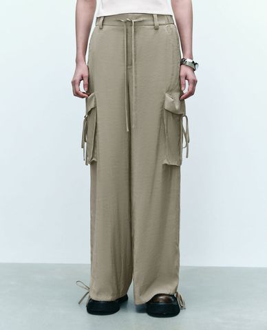  URBAN REVIVO - Quần nữ ống rộng phối dây rút thời thượng 