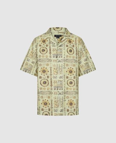  URBAN REVIVO - Áo sơ mi nam tay ngắn họa tiết thổ cẩm 