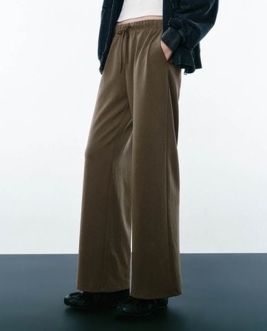  URBAN REVIVO - Quần nữ ống rộng lưng thun thời thượng 