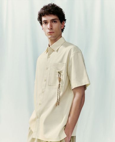  URBAN REVIVO - Áo sơ mi nam cổ bẻ tay ngắn Button Up Straight 