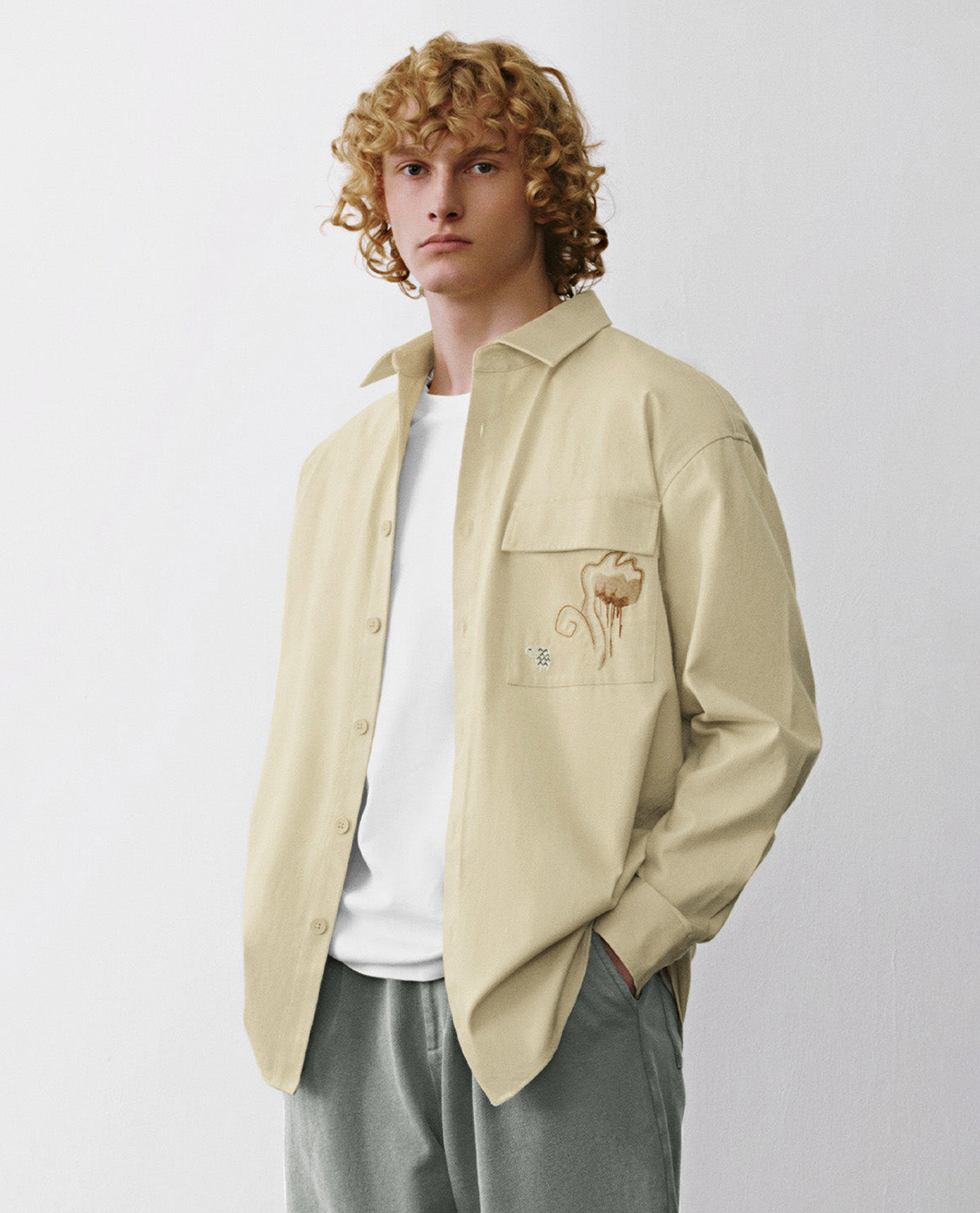 URBAN REVIVO - Áo sơ mi nam cổ bẻ tay dài Leisure Button Up