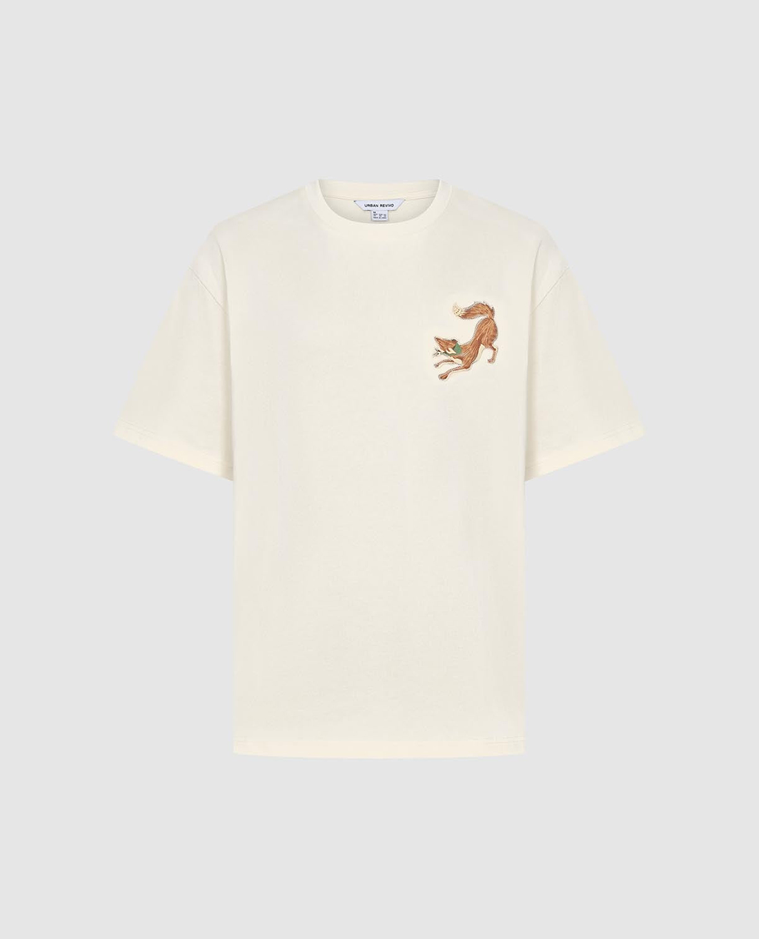 URBAN REVIVO - Áo thun nam cổ tròn tay ngắn trẻ trung