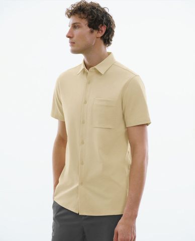  URBAN REVIVO - Áo sơ mi nam cổ bẻ tay ngắn trẻ trung Button Up Loose 