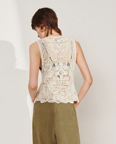  URBAN REVIVO - Áo kiểu nữ phối ren cổ V sát nách 