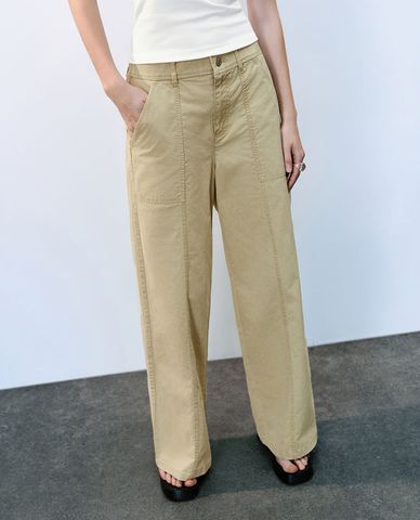  URBAN REVIVO - Quần nữ ống rộng xếp li thanh lịch 