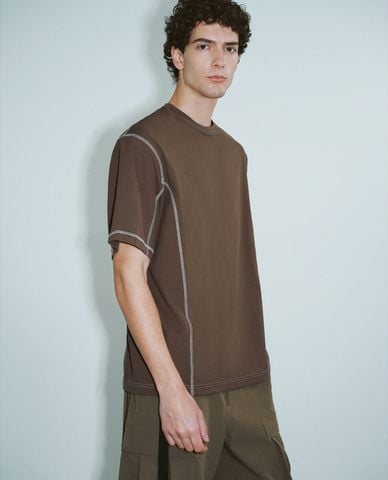  URBAN REVIVO - Áo thun nam cổ tròn tay ngắn Loose 