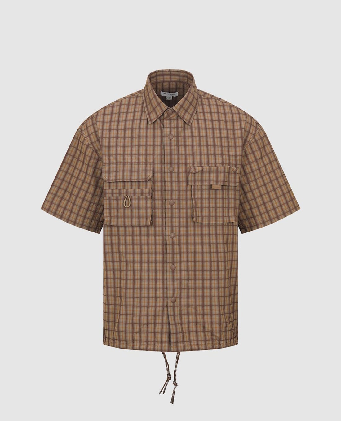 URBAN REVIVO - Áo sơ mi nam cổ bẻ tay ngắn Plaid