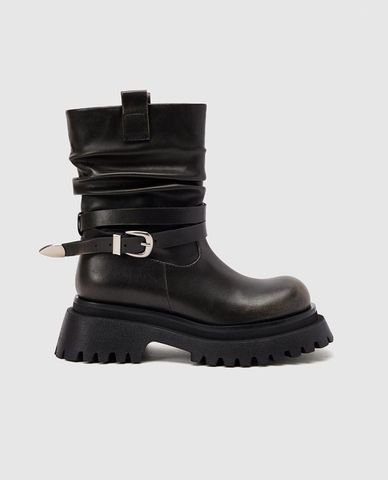  URBAN REVIVO - Giày boots nữ đế vừa cổ cao Belt Decor Ankle 