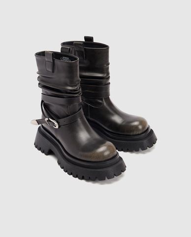  URBAN REVIVO - Giày boots nữ đế vừa cổ cao Belt Decor Ankle 
