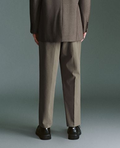  URBAN REVIVO - Quần nam ống đứng lưng thun hiện đại 