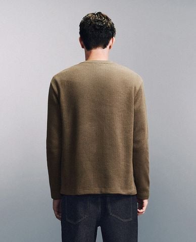  URBAN REVIVO - Áo thun nam tay dài thanh lịch 