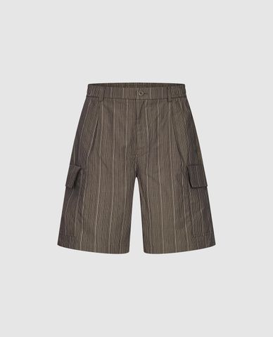  URBAN REVIVO - Quần short nam ngang gối Leisure 