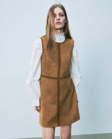  URBAN REVIVO - Đầm sát nách mini cổ tròn thời trang 