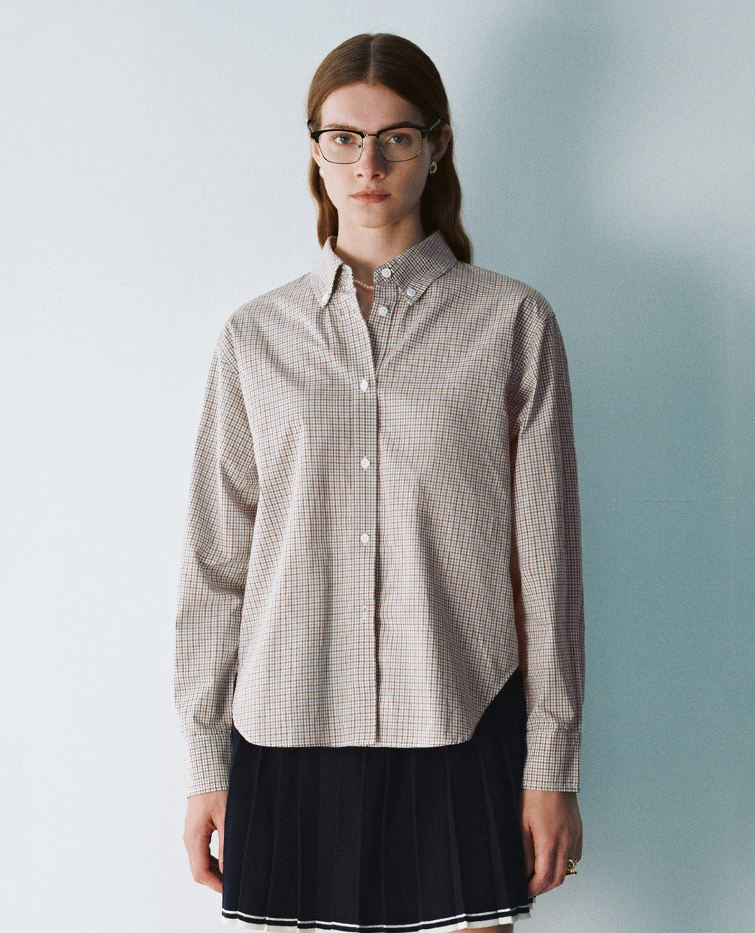 URBAN REVIVO - Áo sơ mi nữ cổ bẻ tay dài Loose Button Up
