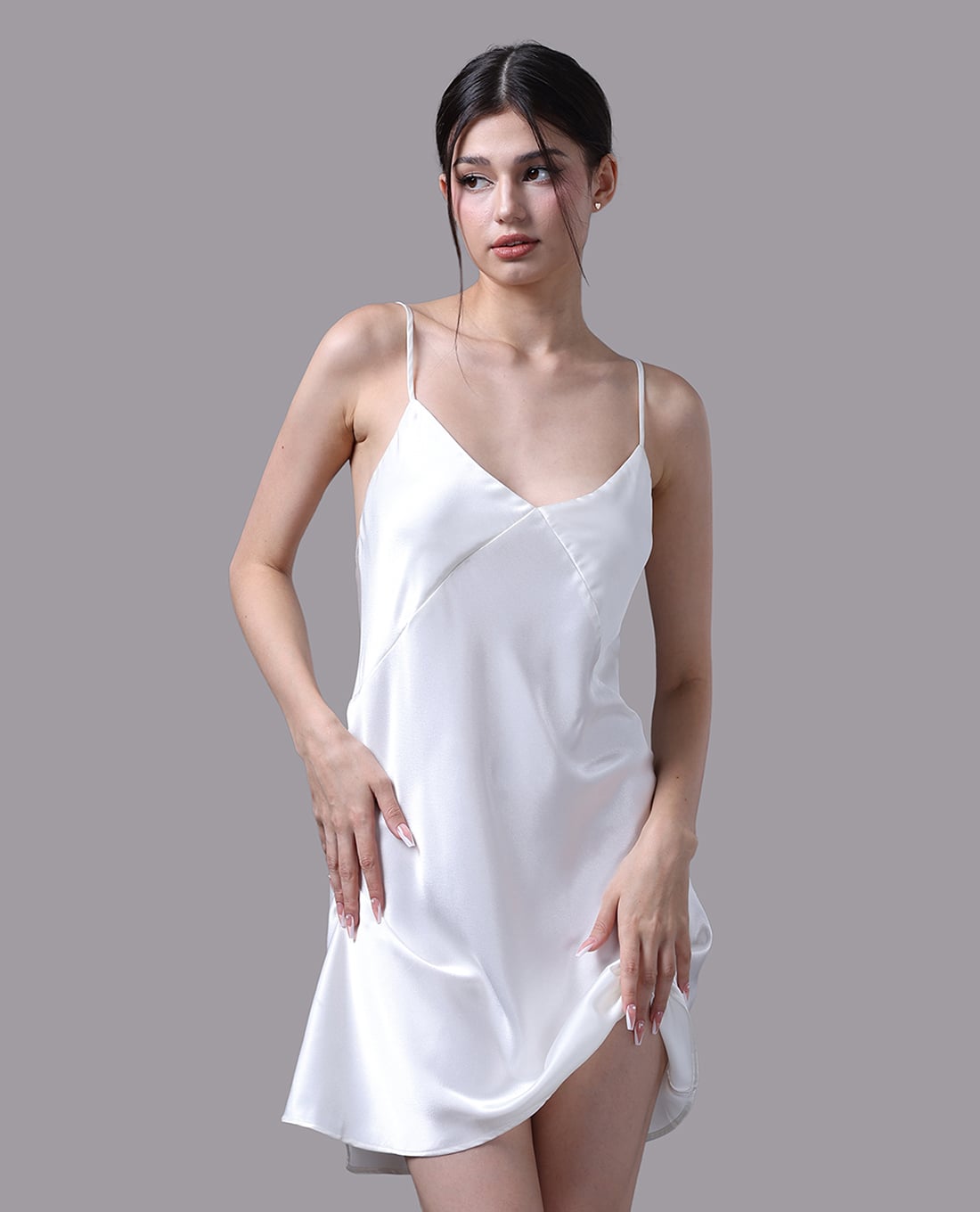 VERA - Đầm ngắn mặc nhà satin trơn