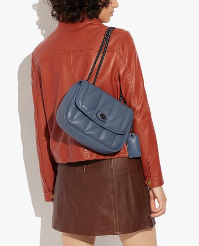  COACH - Túi đeo chéo nữ nắp gập Pillow Madison 