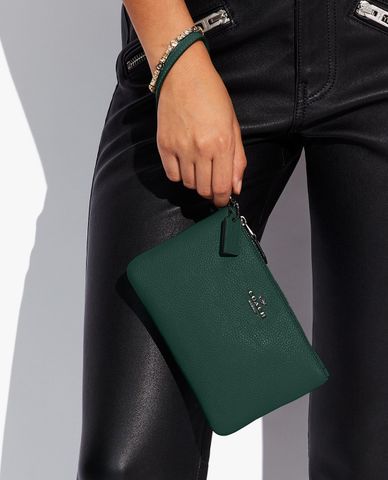  COACH - Clutch nữ khóa kéo kim loại 