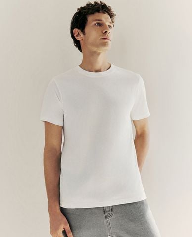  URBAN REVIVO - Áo thun nam cổ tròn hiện đại 