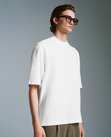  URBAN REVIVO - Áo thun nam cổ tròn tay ngắn Straight 